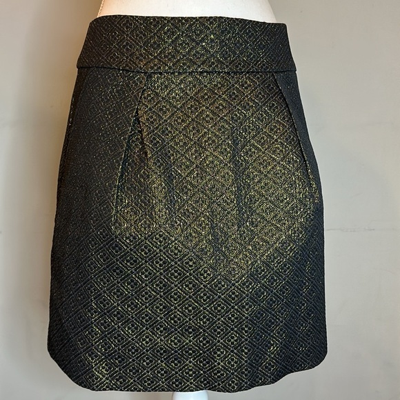 NWT LOFT Black Metallic Gold Jacquard A-Line Skirt Size 6 - Picture 2 of 6